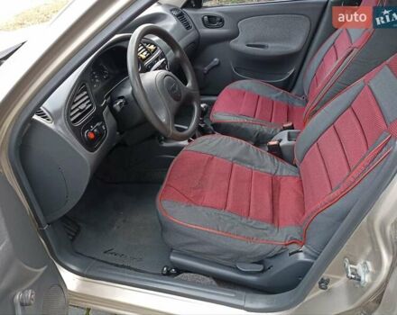 Бежевий Деу Ланос, об'ємом двигуна 1.5 л та пробігом 210 тис. км за 2750 $, фото 9 на Automoto.ua