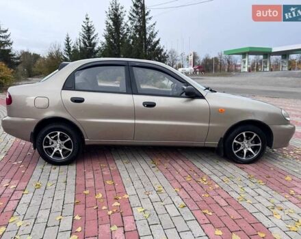 Бежевый Дэу Ланос, объемом двигателя 1.39 л и пробегом 51 тыс. км за 3500 $, фото 5 на Automoto.ua