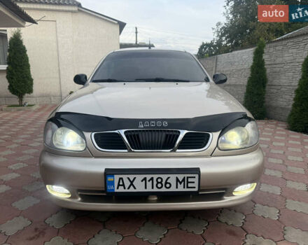 Бежевый Дэу Ланос, объемом двигателя 1.5 л и пробегом 234 тыс. км за 3350 $, фото 2 на Automoto.ua