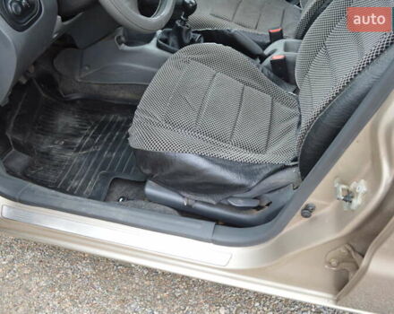 Бежевый Дэу Ланос, объемом двигателя 1.5 л и пробегом 268 тыс. км за 2900 $, фото 8 на Automoto.ua