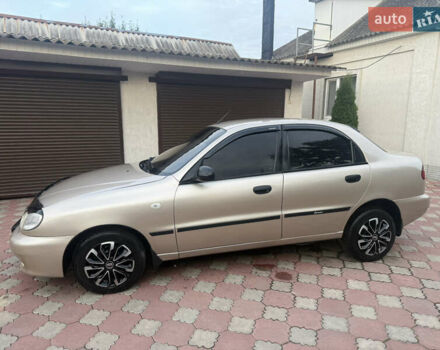 Бежевый Дэу Ланос, объемом двигателя 1.5 л и пробегом 234 тыс. км за 3350 $, фото 4 на Automoto.ua