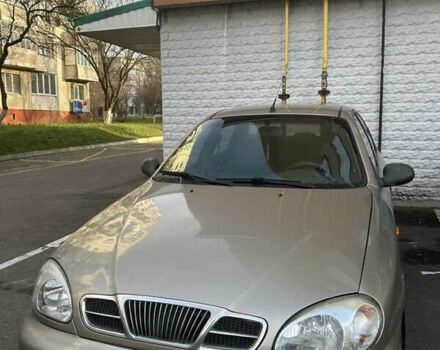 Бежевый Дэу Ланос, объемом двигателя 1.5 л и пробегом 300 тыс. км за 1950 $, фото 2 на Automoto.ua