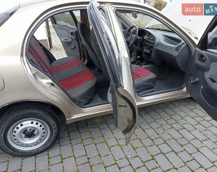 Бежевий Деу Ланос, об'ємом двигуна 1.5 л та пробігом 210 тис. км за 2750 $, фото 21 на Automoto.ua