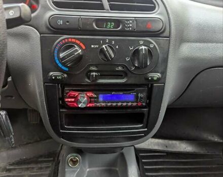 Бежевий Деу Ланос, об'ємом двигуна 1.5 л та пробігом 170 тис. км за 3300 $, фото 11 на Automoto.ua