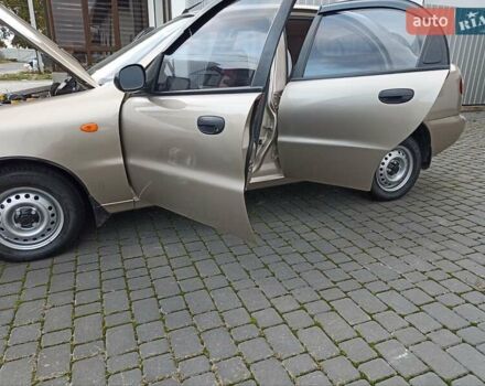 Бежевий Деу Ланос, об'ємом двигуна 1.5 л та пробігом 210 тис. км за 2750 $, фото 18 на Automoto.ua