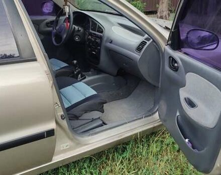 Бежевый Дэу Ланос, объемом двигателя 1.5 л и пробегом 233 тыс. км за 2900 $, фото 6 на Automoto.ua