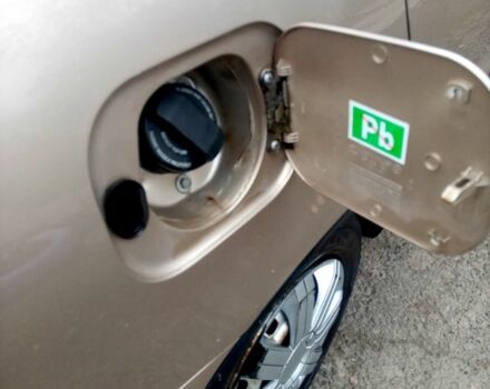 Бежевий Деу Ланос, об'ємом двигуна 1.4 л та пробігом 138 тис. км за 2650 $, фото 8 на Automoto.ua