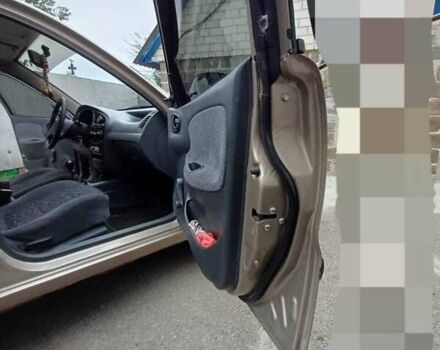 Бежевый Дэу Ланос, объемом двигателя 1.39 л и пробегом 150 тыс. км за 1800 $, фото 6 на Automoto.ua