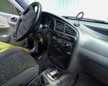 Бежевый Дэу Ланос, объемом двигателя 1.6 л и пробегом 290 тыс. км за 2950 $, фото 3 на Automoto.ua