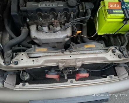 Дэу Ланос 2008 в Киеве на Automoto.ua Бежевый Дэу Ланос, объемом двигателя 1.5 л и пробегом 165 тыс. км за 2700 $, фото 3 на Automoto.ua