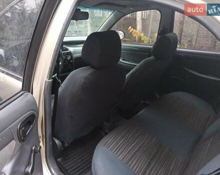 Бежевый Дэу Ланос, объемом двигателя 1.5 л и пробегом 198 тыс. км за 1850 $, фото 6 на Automoto.ua