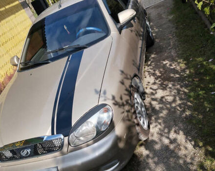 Бежевый Дэу Ланос, объемом двигателя 1.5 л и пробегом 76 тыс. км за 3400 $, фото 2 на Automoto.ua