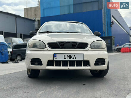 Дэу Ланос 2002 в Киеве на Automoto.ua Бежевый Дэу Ланос, объемом двигателя 1.6 л и пробегом 321 тыс. км за 3200 $, фото 1 на Automoto.ua