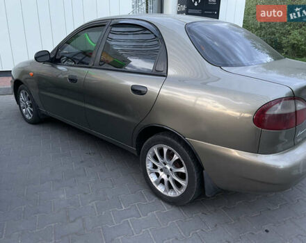 Бежевый Дэу Ланос, объемом двигателя 1.6 л и пробегом 1 тыс. км за 2400 $, фото 1 на Automoto.ua