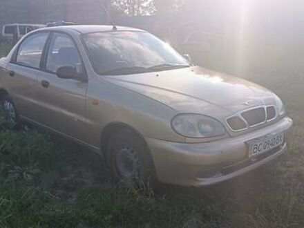 Деу Ланос 2003 у Радехове на Automoto.ua Бежевий Деу Ланос, об'ємом двигуна 1.5 л та пробігом 170 тис. км за 1999 $, фото 1 на Automoto.ua