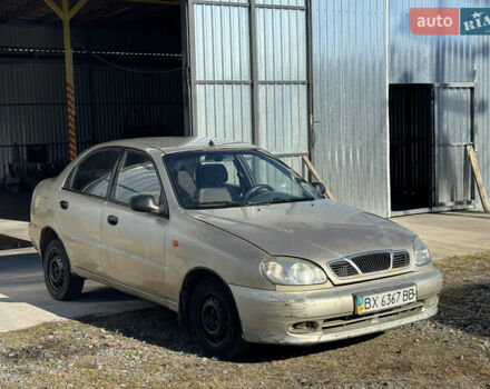 Бежевый Дэу Ланос, объемом двигателя 1.5 л и пробегом 250 тыс. км за 950 $, фото 1 на Automoto.ua