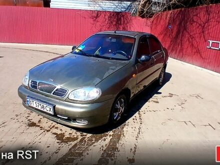 Деу Ланос 2004 у Херсоні на Automoto.ua Бежевий Деу Ланос, об'ємом двигуна 1.3 л та пробігом 0 тис. км за 1560 $, фото 1 на Automoto.ua