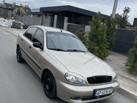 Дэу Ланос 2004 в Запорожье на Automoto.ua Бежевый Дэу Ланос, объемом двигателя 1.5 л и пробегом 330 тыс. км за 2899 $, фото 1 на Automoto.ua