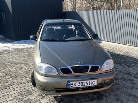 Деу Ланос 2004 у Рівному на Automoto.ua Бежевий Деу Ланос, об'ємом двигуна 1.5 л та пробігом 210 тис. км за 1700 $, фото 1 на Automoto.ua