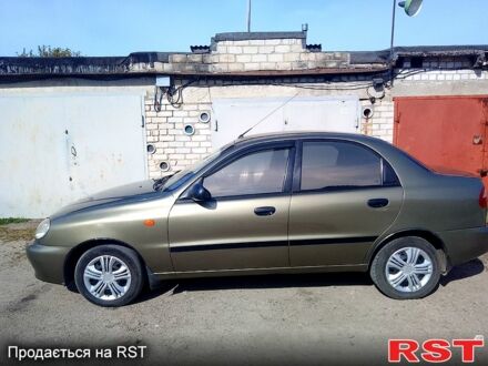 Деу Ланос 2004 у Черкасах на Automoto.ua Бежевий Деу Ланос, об'ємом двигуна 1.5 л та пробігом 250 тис. км за 2400 $, фото 1 на Automoto.ua