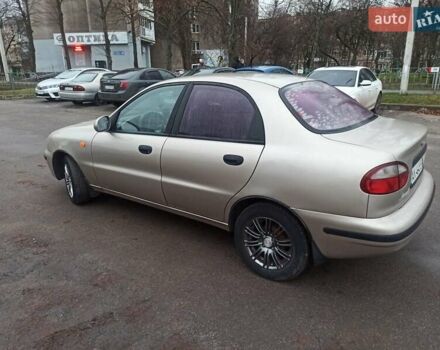 Бежевый Дэу Ланос, объемом двигателя 1.5 л и пробегом 200 тыс. км за 2500 $, фото 1 на Automoto.ua