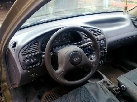 Дэу Ланос 2005 в Александрие на Automoto.ua Бежевый Дэу Ланос, объемом двигателя 1.5 л и пробегом 345 тыс. км за 1100 $, фото 1 на Automoto.ua