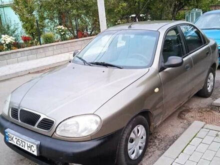 Бежевый Дэу Ланос, объемом двигателя 1.5 л и пробегом 240 тыс. км за 1500 $, фото 1 на Automoto.ua