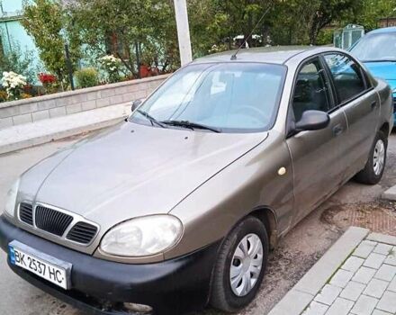 Бежевый Дэу Ланос, объемом двигателя 1.5 л и пробегом 240 тыс. км за 1500 $, фото 1 на Automoto.ua