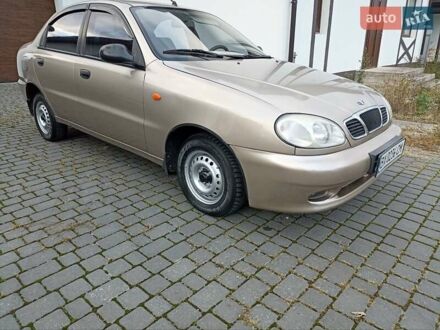 Бежевый Дэу Ланос, объемом двигателя 1.5 л и пробегом 210 тыс. км за 2888 $, фото 1 на Automoto.ua