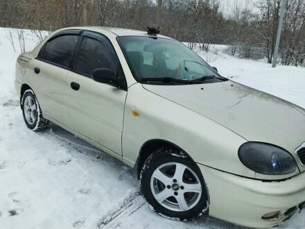 Бежевый Дэу Ланос, объемом двигателя 1.5 л и пробегом 260 тыс. км за 2500 $, фото 1 на Automoto.ua