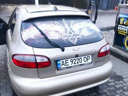 Бежевый Дэу Ланос, объемом двигателя 1.5 л и пробегом 198 тыс. км за 2200 $, фото 1 на Automoto.ua