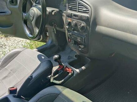 Деу Ланос 2008 у Дніпро (Дніпропетровську) на Automoto.ua Бежевий Деу Ланос, об'ємом двигуна 1.5 л та пробігом 199 тис. км за 2400 $, фото 1 на Automoto.ua
