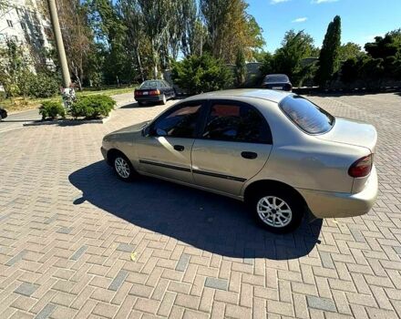 Бежевий Деу Ланос, об'ємом двигуна 1.5 л та пробігом 150 тис. км за 2550 $, фото 1 на Automoto.ua