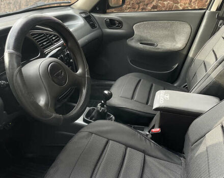 Черный Дэу Ланос, объемом двигателя 1.5 л и пробегом 198 тыс. км за 2199 $, фото 8 на Automoto.ua