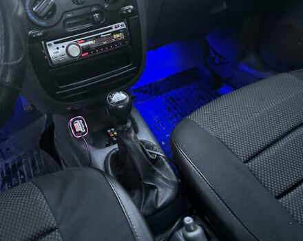 Черный Дэу Ланос, объемом двигателя 1.5 л и пробегом 270 тыс. км за 1900 $, фото 12 на Automoto.ua