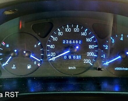 Чорний Деу Ланос, об'ємом двигуна 1.5 л та пробігом 236 тис. км за 3000 $, фото 1 на Automoto.ua