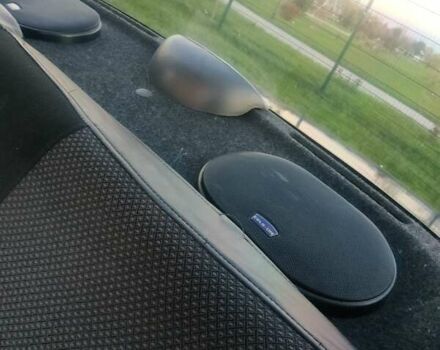 Черный Дэу Ланос, объемом двигателя 1.4 л и пробегом 140 тыс. км за 2200 $, фото 1 на Automoto.ua