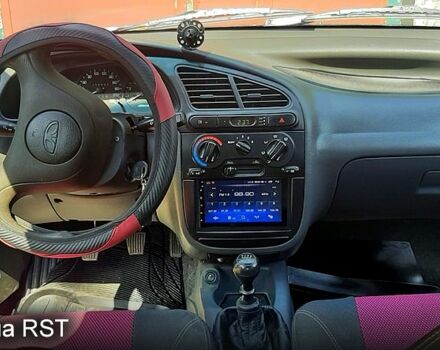 Черный Дэу Ланос, объемом двигателя 1.5 л и пробегом 200 тыс. км за 2350 $, фото 9 на Automoto.ua