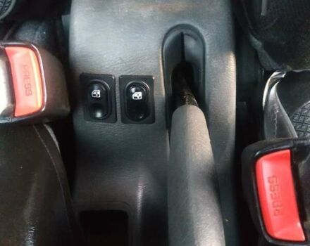 Черный Дэу Ланос, объемом двигателя 1.4 л и пробегом 140 тыс. км за 2200 $, фото 6 на Automoto.ua