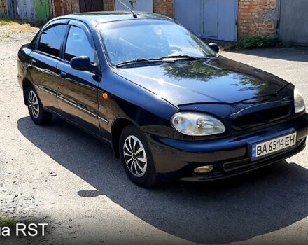 Черный Дэу Ланос, объемом двигателя 1.5 л и пробегом 200 тыс. км за 2350 $, фото 1 на Automoto.ua