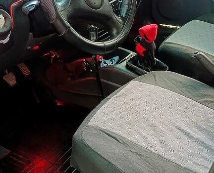 Чорний Деу Ланос, об'ємом двигуна 1.5 л та пробігом 236 тис. км за 3000 $, фото 4 на Automoto.ua