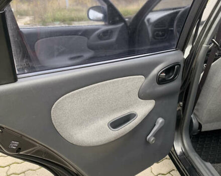 Чорний Деу Ланос, об'ємом двигуна 1.5 л та пробігом 180 тис. км за 2650 $, фото 18 на Automoto.ua