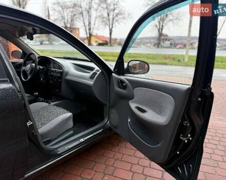 Черный Дэу Ланос, объемом двигателя 1.5 л и пробегом 225 тыс. км за 2999 $, фото 9 на Automoto.ua