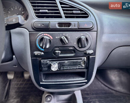 Черный Дэу Ланос, объемом двигателя 1.5 л и пробегом 97 тыс. км за 2850 $, фото 3 на Automoto.ua