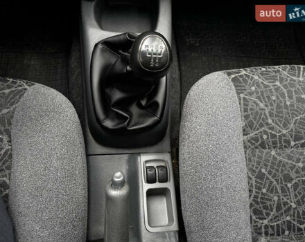 Чорний Деу Ланос, об'ємом двигуна 1.5 л та пробігом 220 тис. км за 2199 $, фото 17 на Automoto.ua