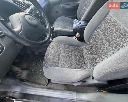 Черный Дэу Ланос, объемом двигателя 1.5 л и пробегом 274 тыс. км за 2250 $, фото 7 на Automoto.ua