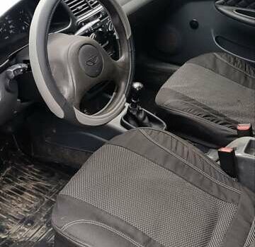 Чорний Деу Ланос, об'ємом двигуна 1.5 л та пробігом 190 тис. км за 2500 $, фото 4 на Automoto.ua