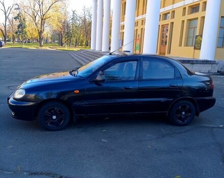 Черный Дэу Ланос, объемом двигателя 1.5 л и пробегом 365 тыс. км за 2000 $, фото 1 на Automoto.ua
