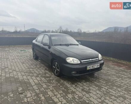 Черный Дэу Ланос, объемом двигателя 1.5 л и пробегом 300 тыс. км за 1700 $, фото 1 на Automoto.ua