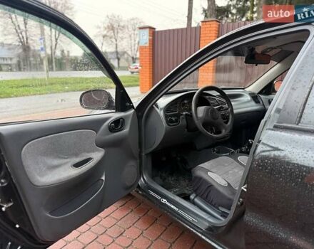Черный Дэу Ланос, объемом двигателя 1.5 л и пробегом 225 тыс. км за 2999 $, фото 8 на Automoto.ua